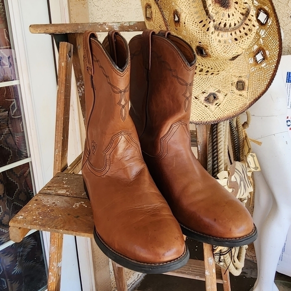 MEN'S HERITAGE 10" WESTERN BOOTS STYLE 10002284 - Picture 4 of 9